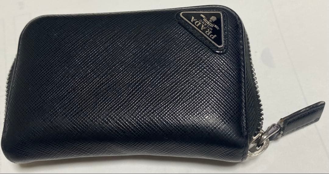 PRADA ブラックレザー ケース
