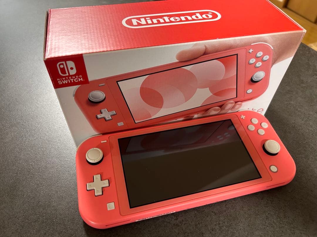 Nintendo Switch Lite ピンク コーラル　本体