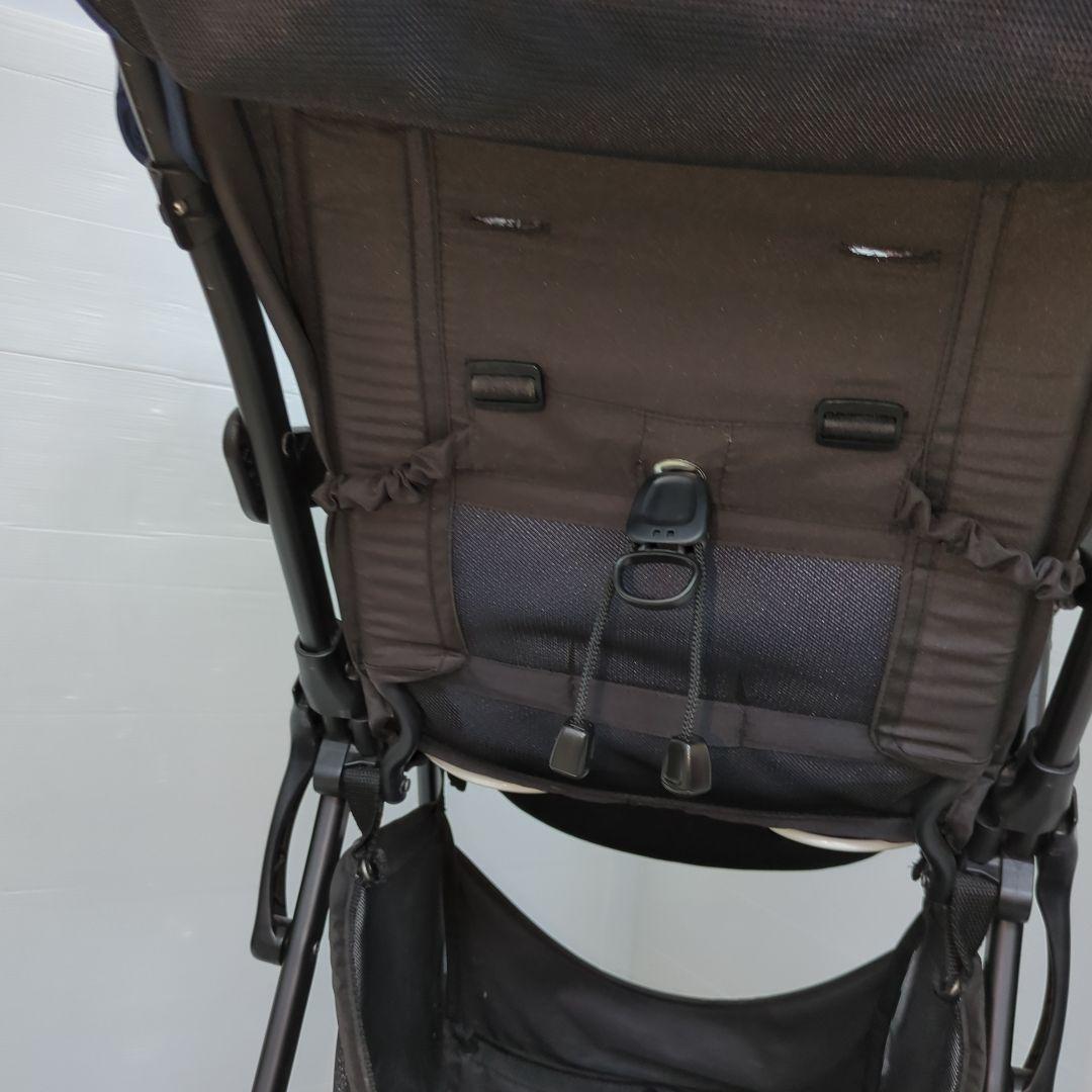 【美品】超軽量！ Aprica マジカルエアー クッション AC ネイビーB型