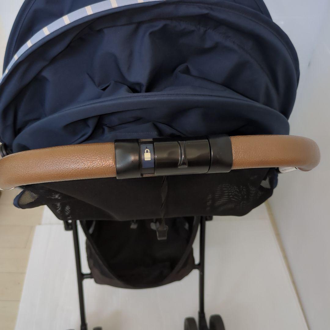 【美品】超軽量！ Aprica マジカルエアー クッション AC ネイビーB型