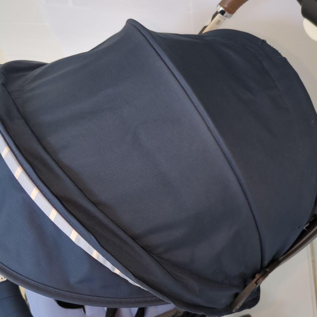 【美品】超軽量！ Aprica マジカルエアー クッション AC ネイビーB型