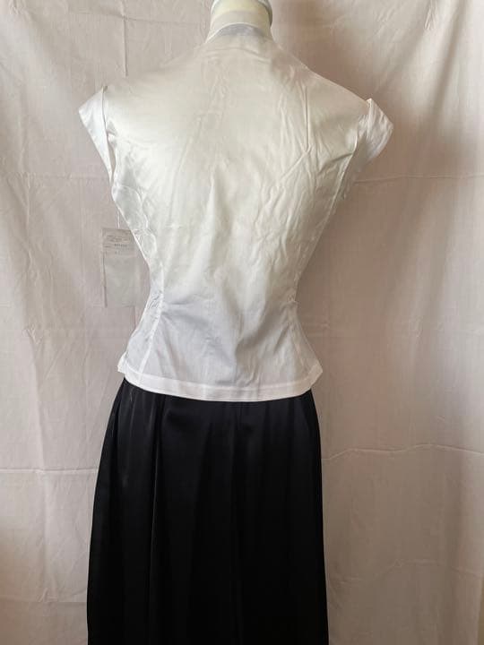 snöflinga ティエリーミュグレー ブラウス 新品未使用