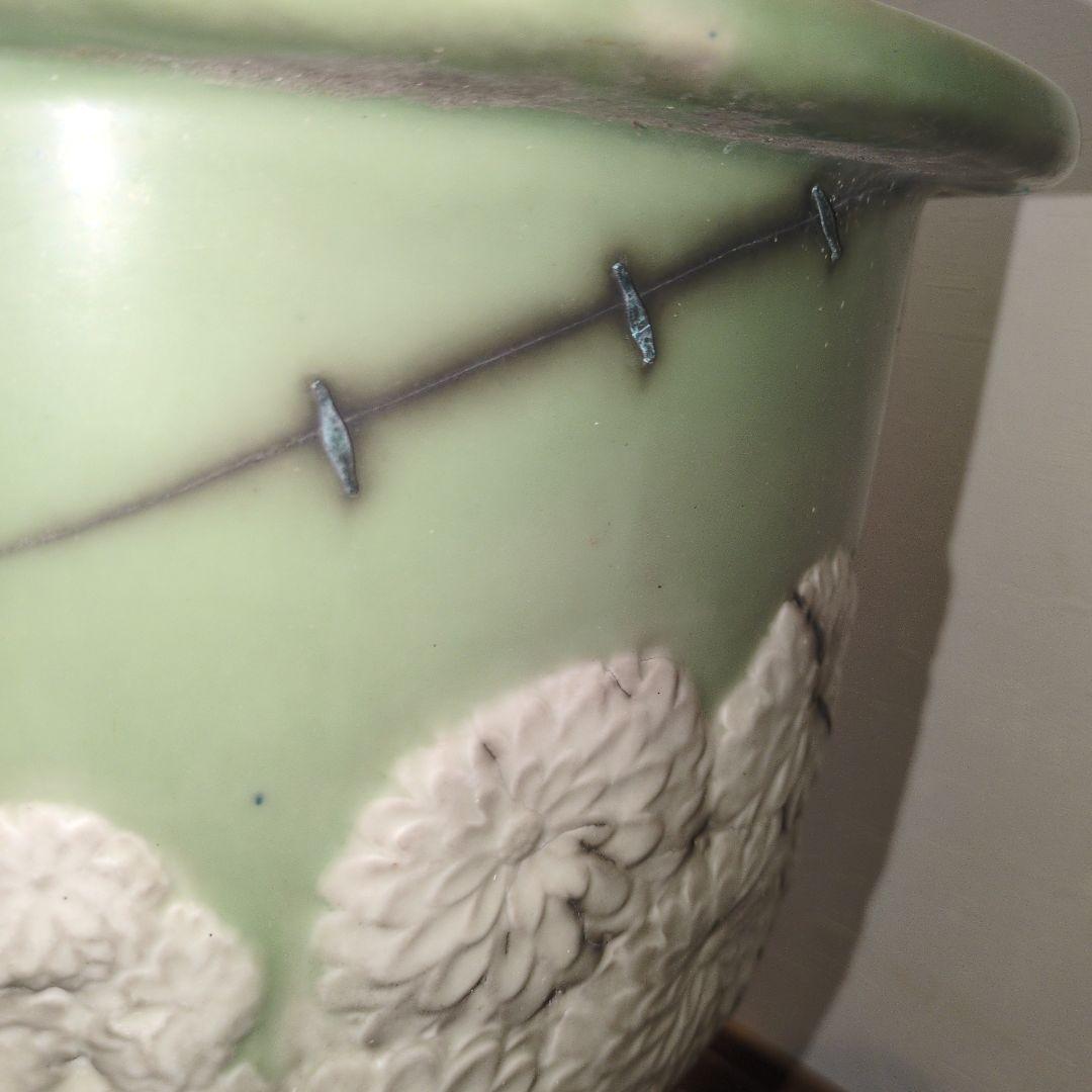 古い青磁瑠璃釉貼花菊文外縁丸 三河盆栽 尾張焼 瀬戸焼