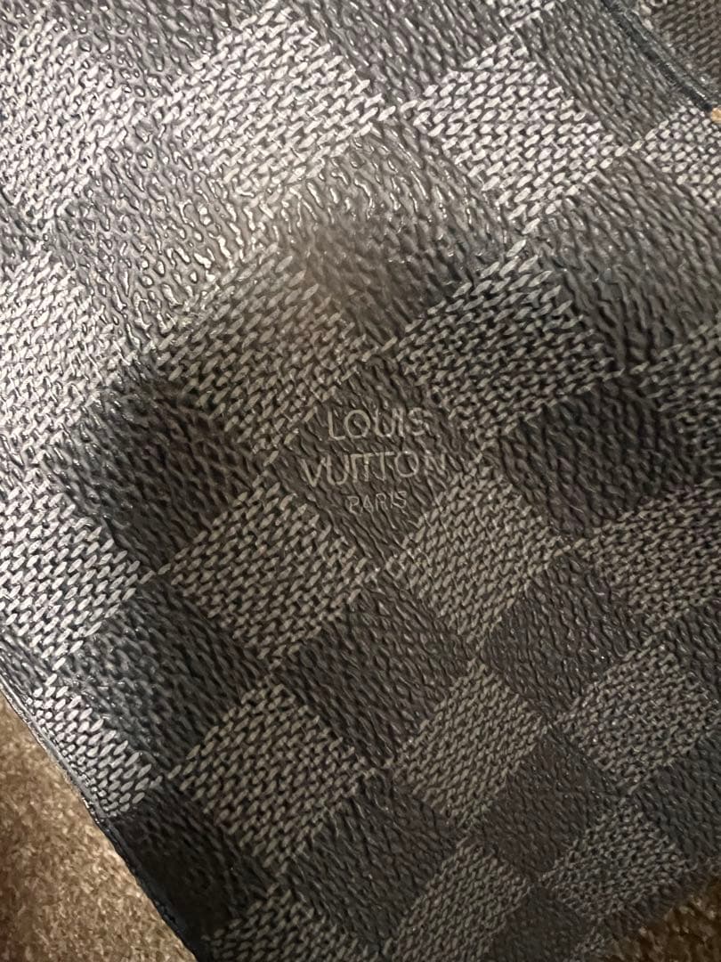 ルイヴィトン ショルダーバック ブラック 最安値