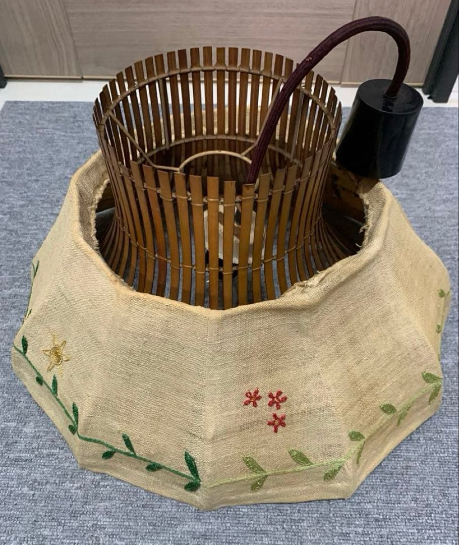 北欧調のペンダントライト 花柄刺繍 アンティーク VINTAGE 昭和レトロ