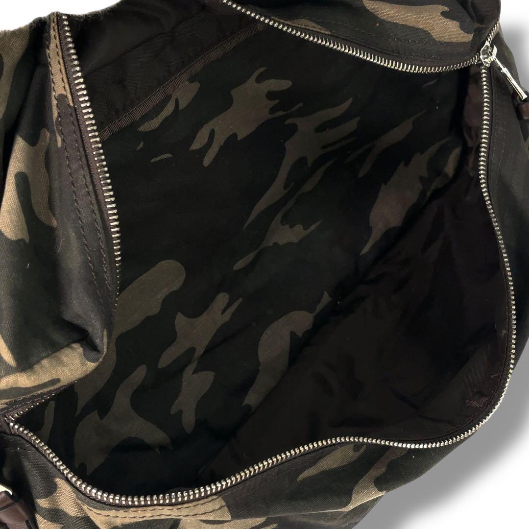 【極美品】ドルチェアンドガッパーナ　DG　メッセンジャー　迷彩　カモフラ　ロゴ