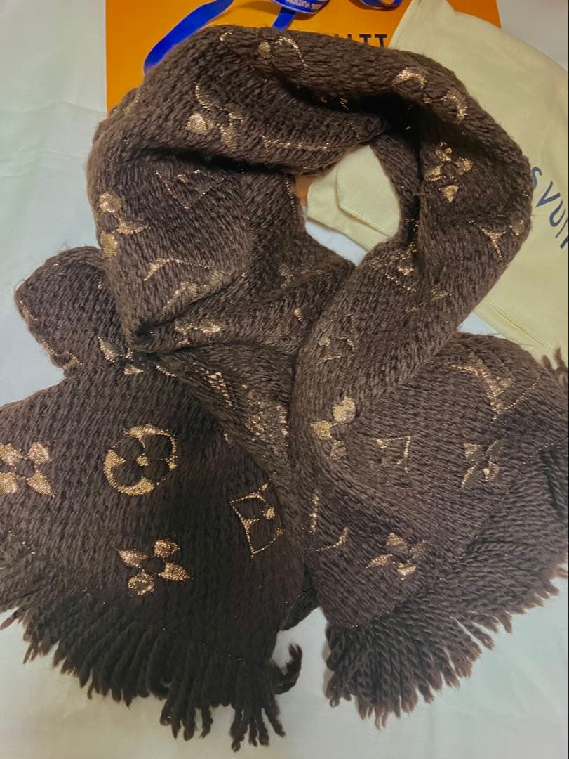 美品 ルイヴィトン エシャルプ ロゴマニア マフラー シャイン M71383