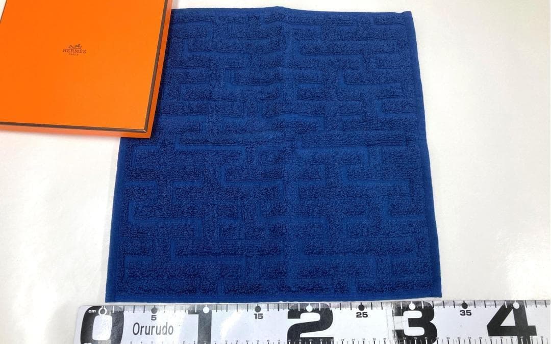 HERMES タオルハンカチ 青 約33cm