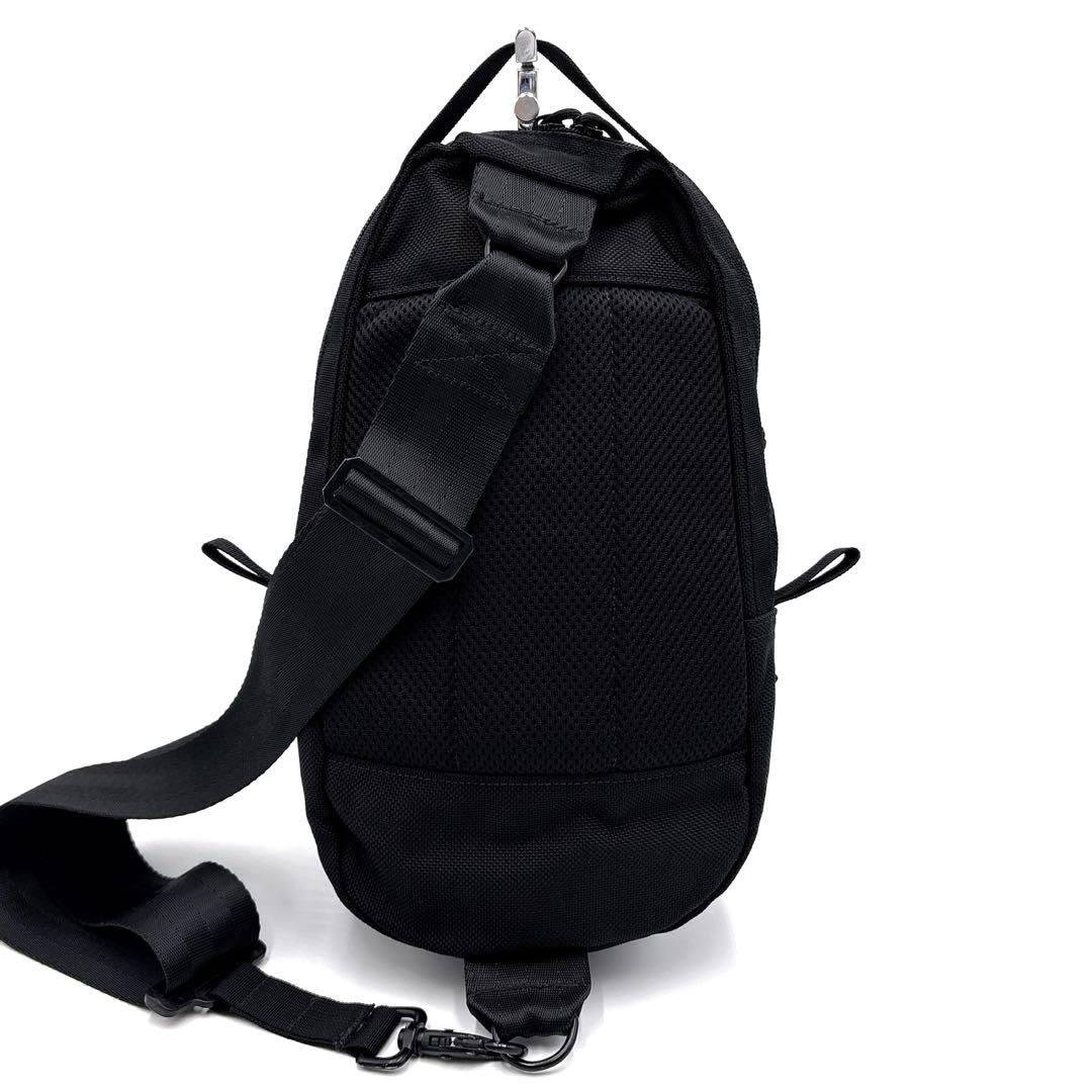 極美品✨BRIEFING ブリーフィング ボディバッグ ショルダーバッグ 多機能