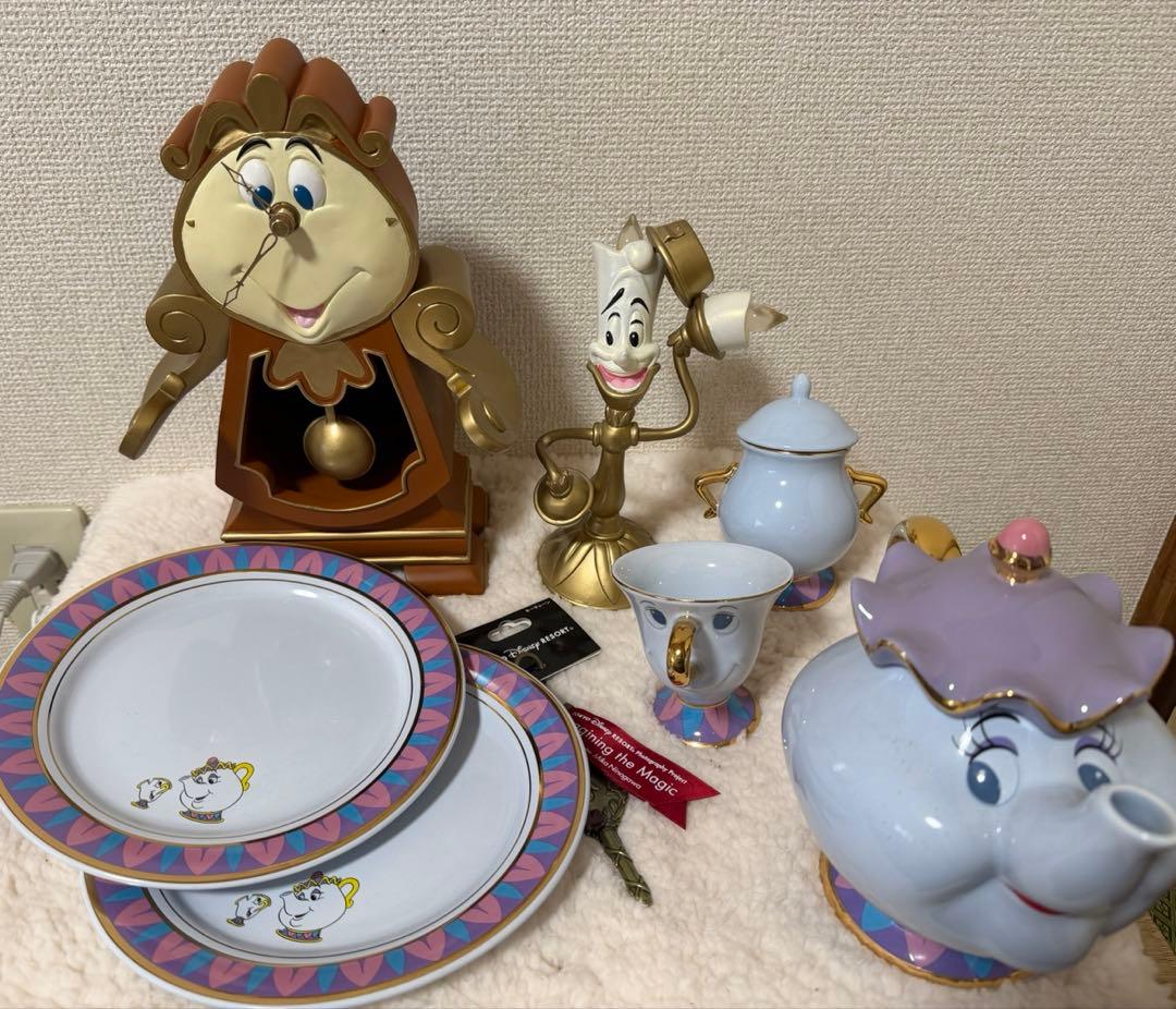 美女と野獣　時計　ライト　ポット夫人　チップ　お皿　コグスワース　ルミエール