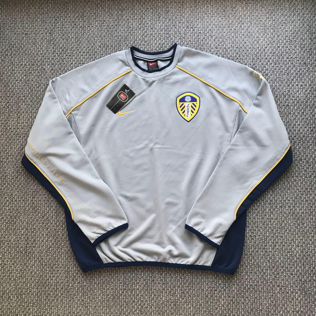 01-02 リーズ・ユナイテッドFC Nike トレーニング　スウェットトップ