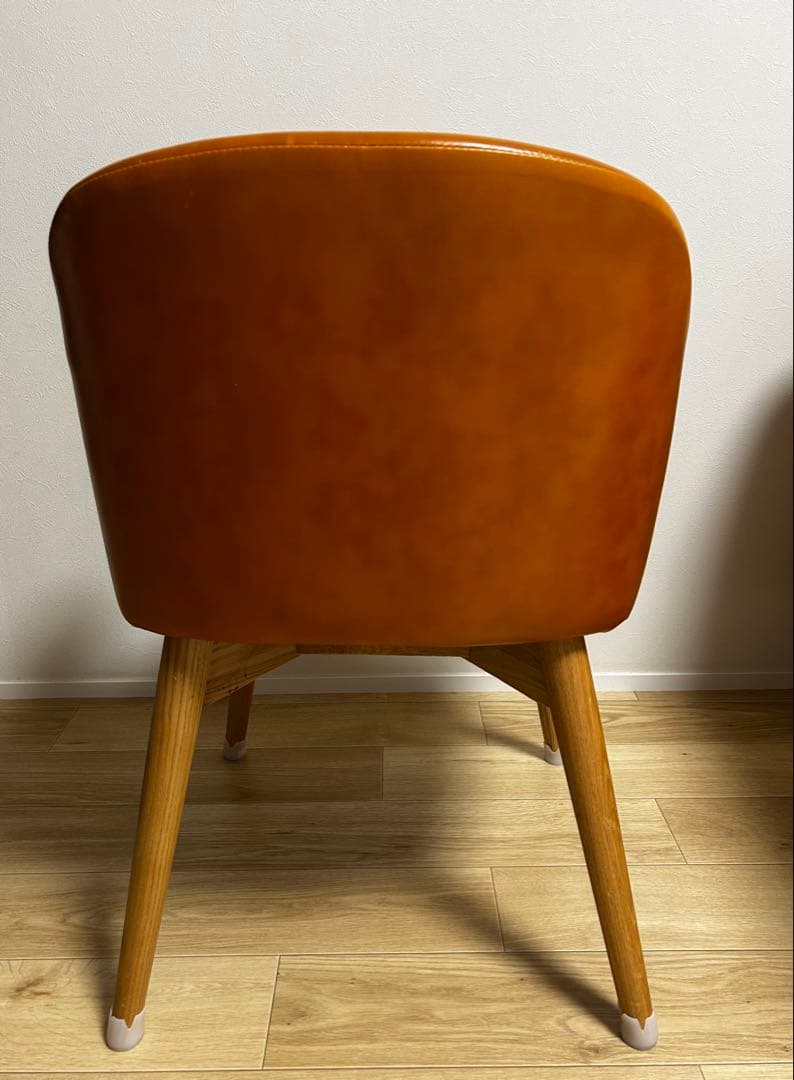 キラリオ　ダイニングチェア　レザータイプ