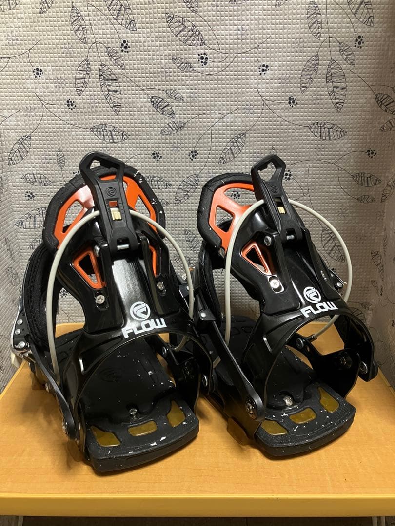 ラスト。Flow NX2-at ビンディング Lサイズ　オレンジ