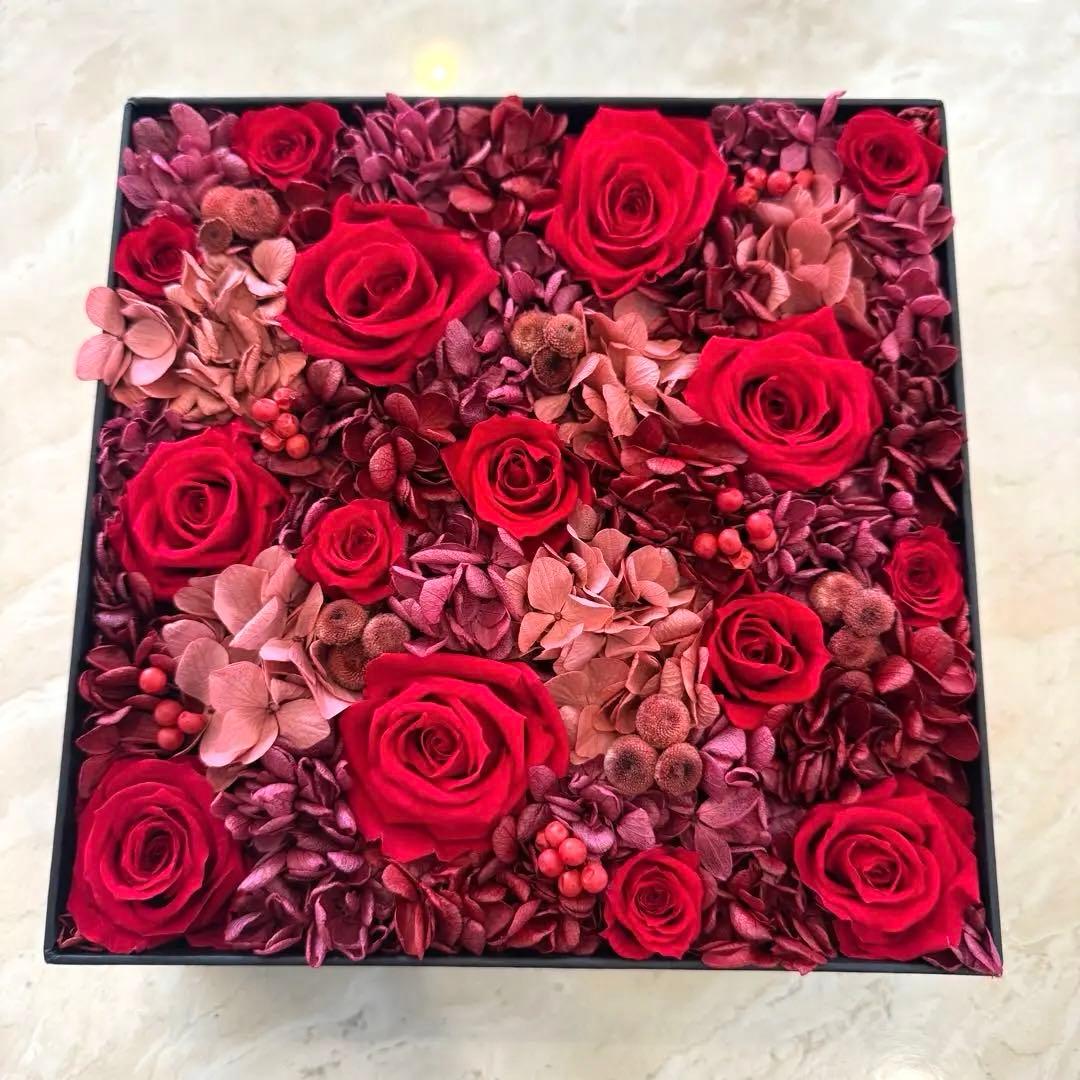 フェラーリ ロゴ入り プリザーブドフラワー　新築祝い