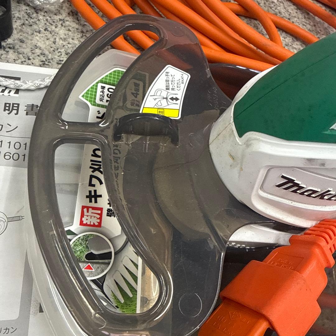 Makita マキタ MUM601 160mm 芝生バリカン 小物 格安