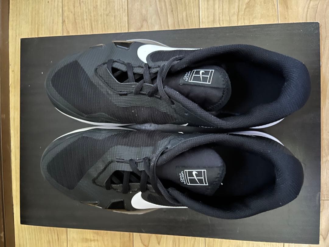 美品　Nike Vapor Pro テニスシューズ ブラック/ホワイト　28cm