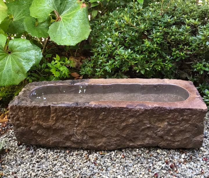 【天然自然石四方角水鉢・舟型石・蹲】造園水石飾り石ガーデニングバードバス箱庭