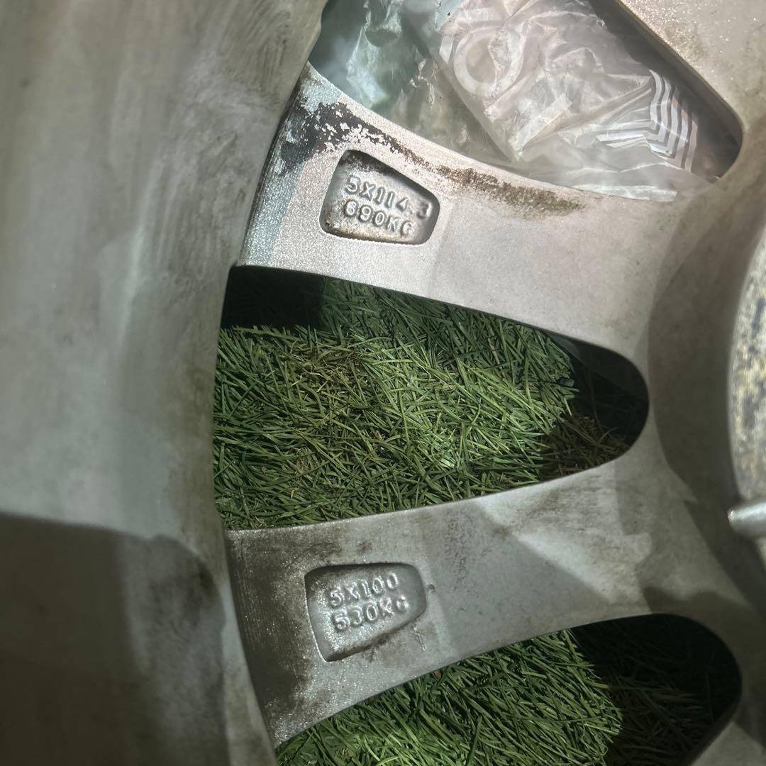 美品トーヨータイヤ　TOYO 2023 215/60r16 スタッドレス　3ヶ月