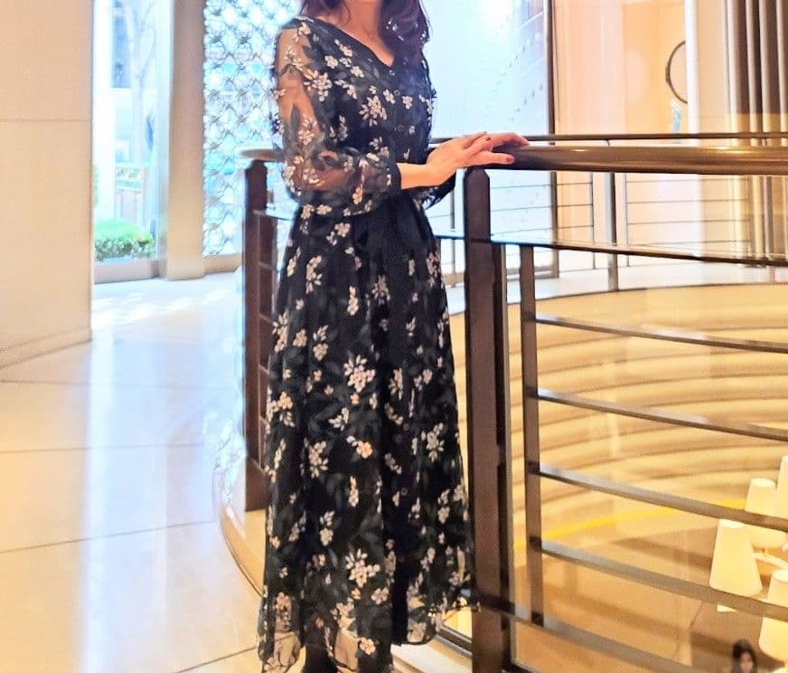 グレースコンチネンタルシースルーワンピース