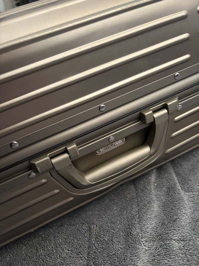 RIMOWA スーツケース