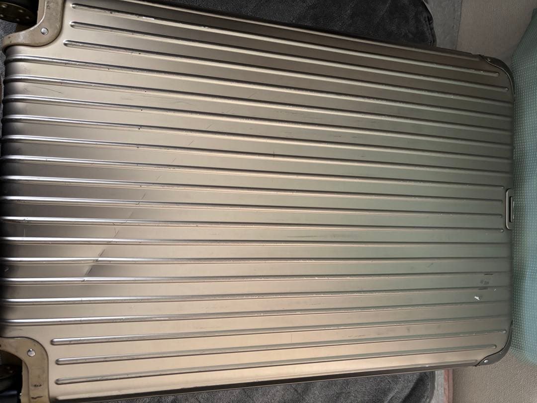 RIMOWA スーツケース