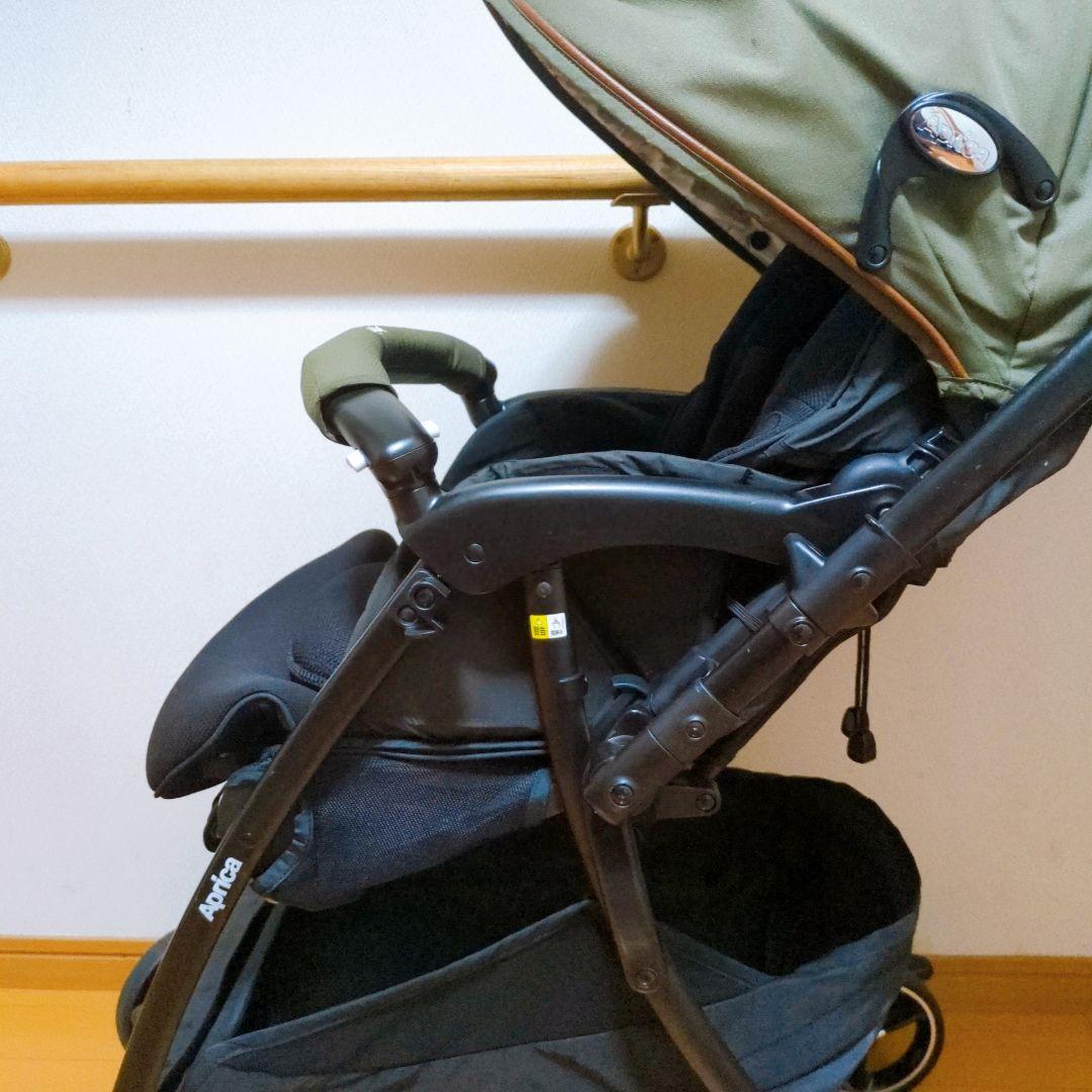 ✨美品✨Aprica ラクーナビッテクッション レザーハンドル アニマル柄