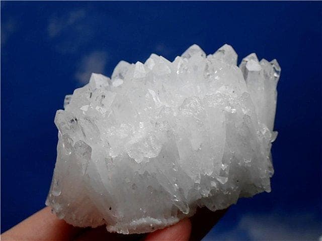 AAA級高透明度天然水晶クラスターYT6B6/148B182C