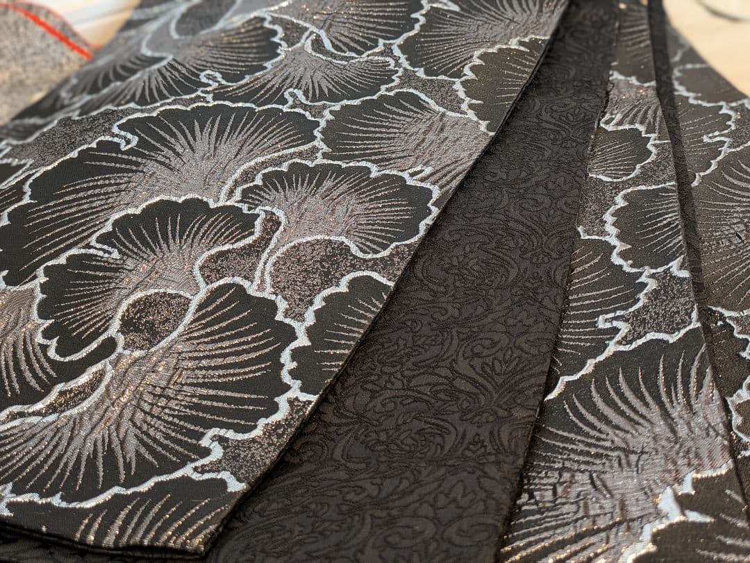 振袖フルセット 身丈162裄65.5 豪華振袖 金彩 赤 黒 逸品 成人式