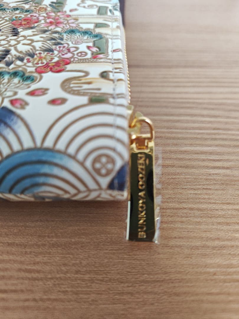 文庫屋大関　むかい鶴柄二つ折り財布　新品未使用