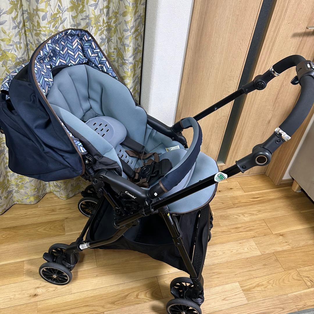 combi コンビ　スゴカルα 4キャス compact エッグショック HT