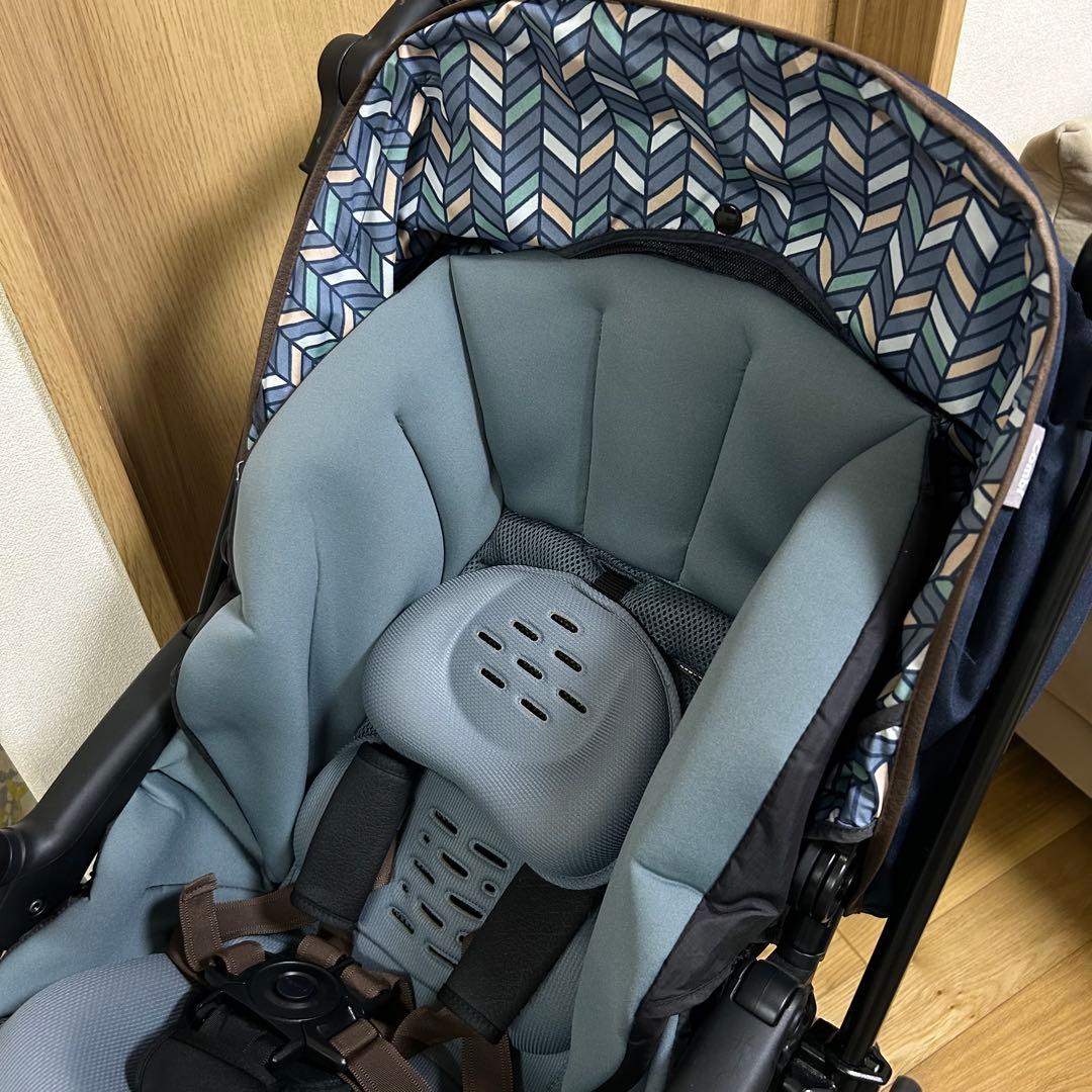 combi コンビ　スゴカルα 4キャス compact エッグショック HT