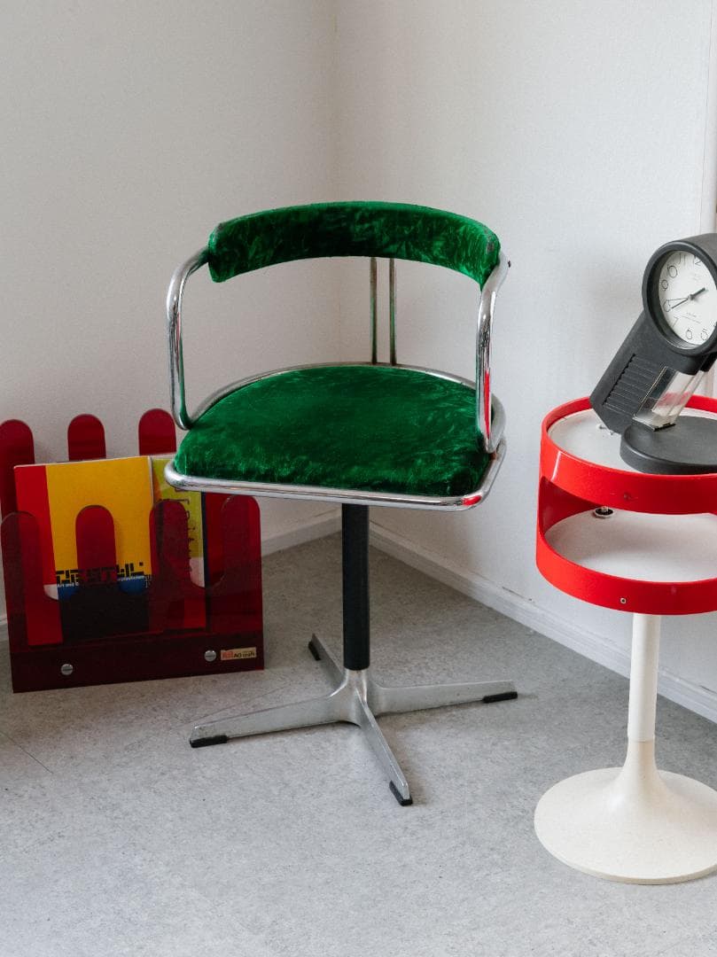 70's vintage 回転アームチェア ベロア 昭和レトロ　ポップ