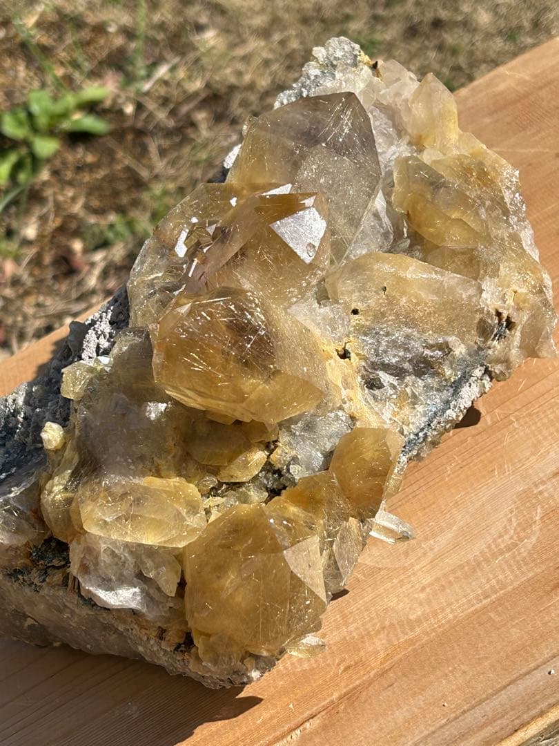 水晶　ルチルクォーツ原石　希少価値3.1kg‼️168万→98万→