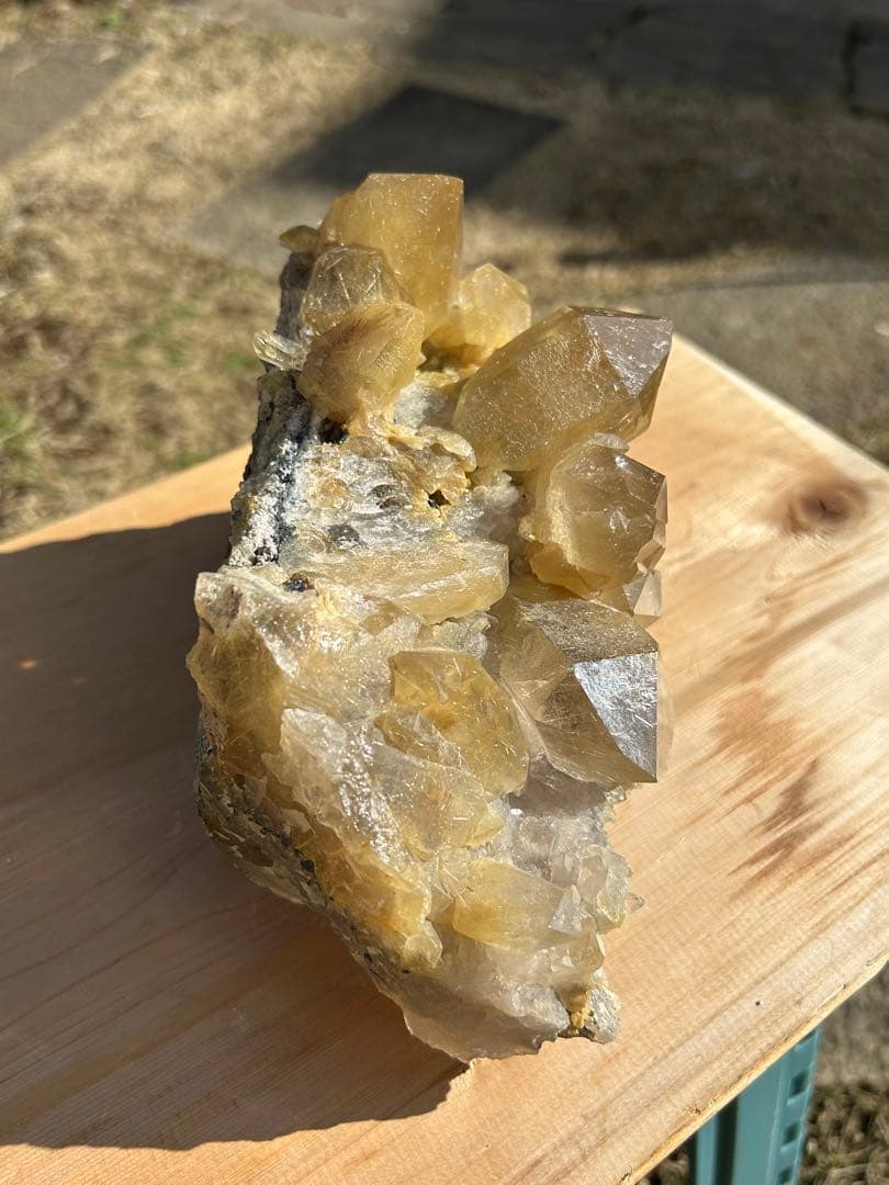 水晶　ルチルクォーツ原石　希少価値3.1kg‼️168万→98万→