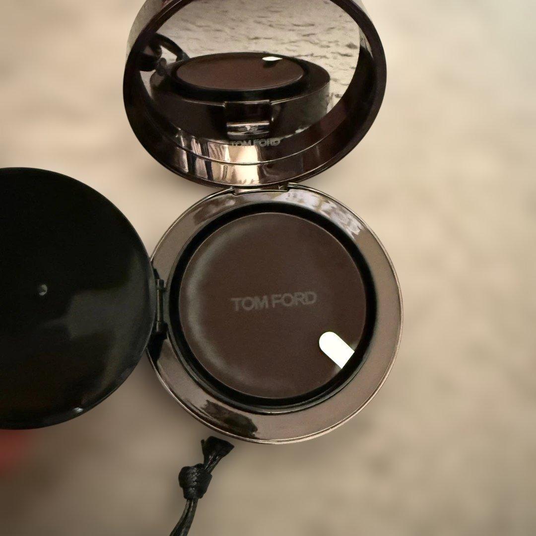 セール トムフォード ブラーリングクッションファンデーション 未使用