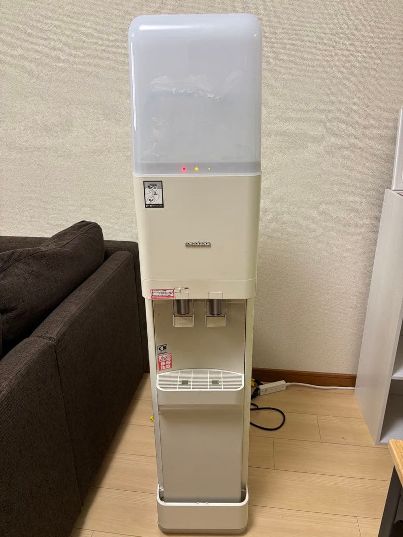 ホワイト ウォーターサーバー 冷温水供給