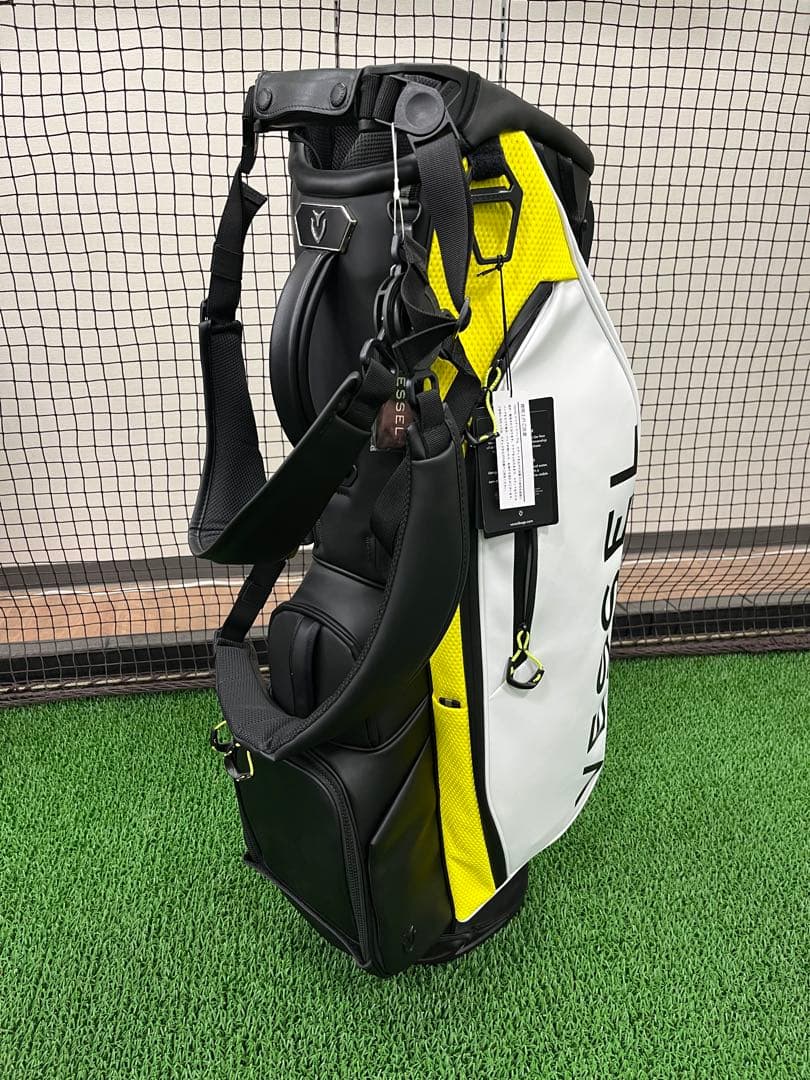 新品 ベゼル プレイヤー4.0 スタンドキャディバッグ