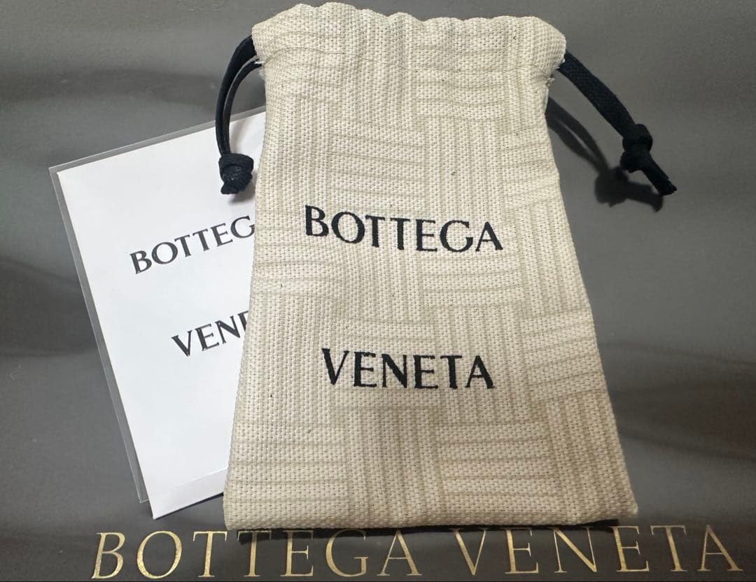 【付属品付】ボッテガヴェネタ ノットキーリング クロームロゴ/黒/✨️✨