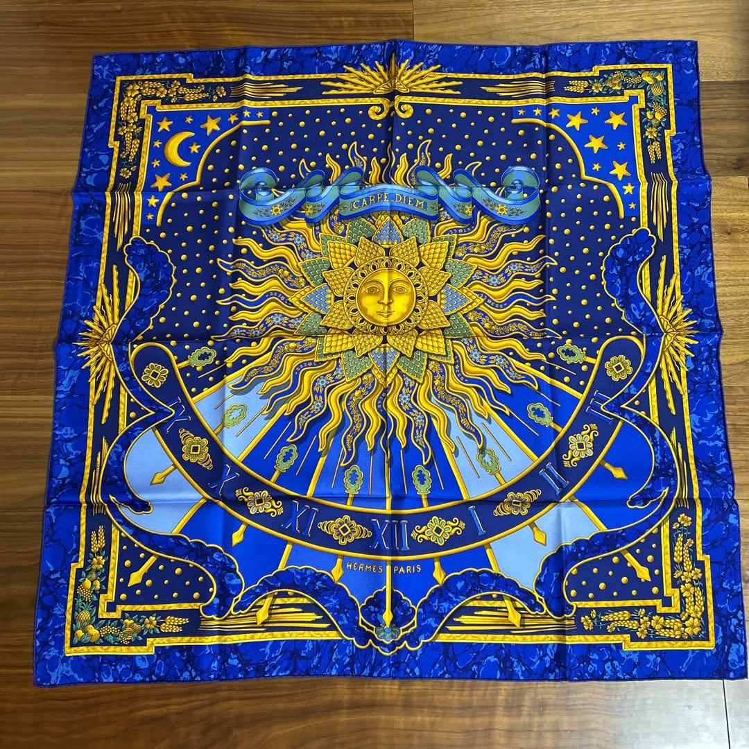 HERMES エルメス ヴィンテージスカーフ　太陽 カレ90