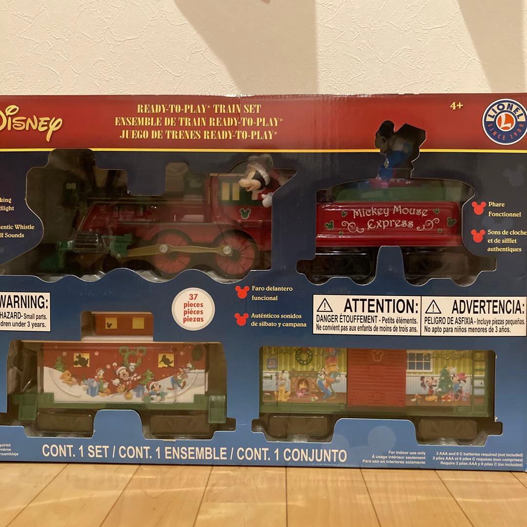 ディズニー　クリスマストレイン