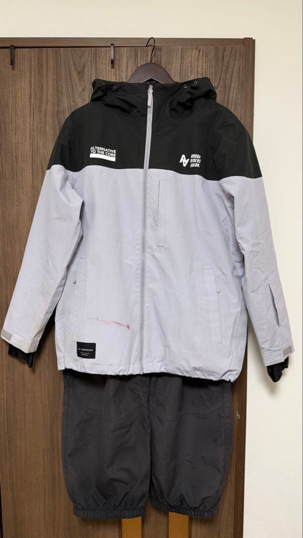 AA HARDWEAR スノーボードウェア