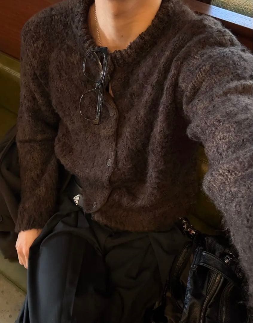 トップス RADIANT Roundneck cropped cardigan