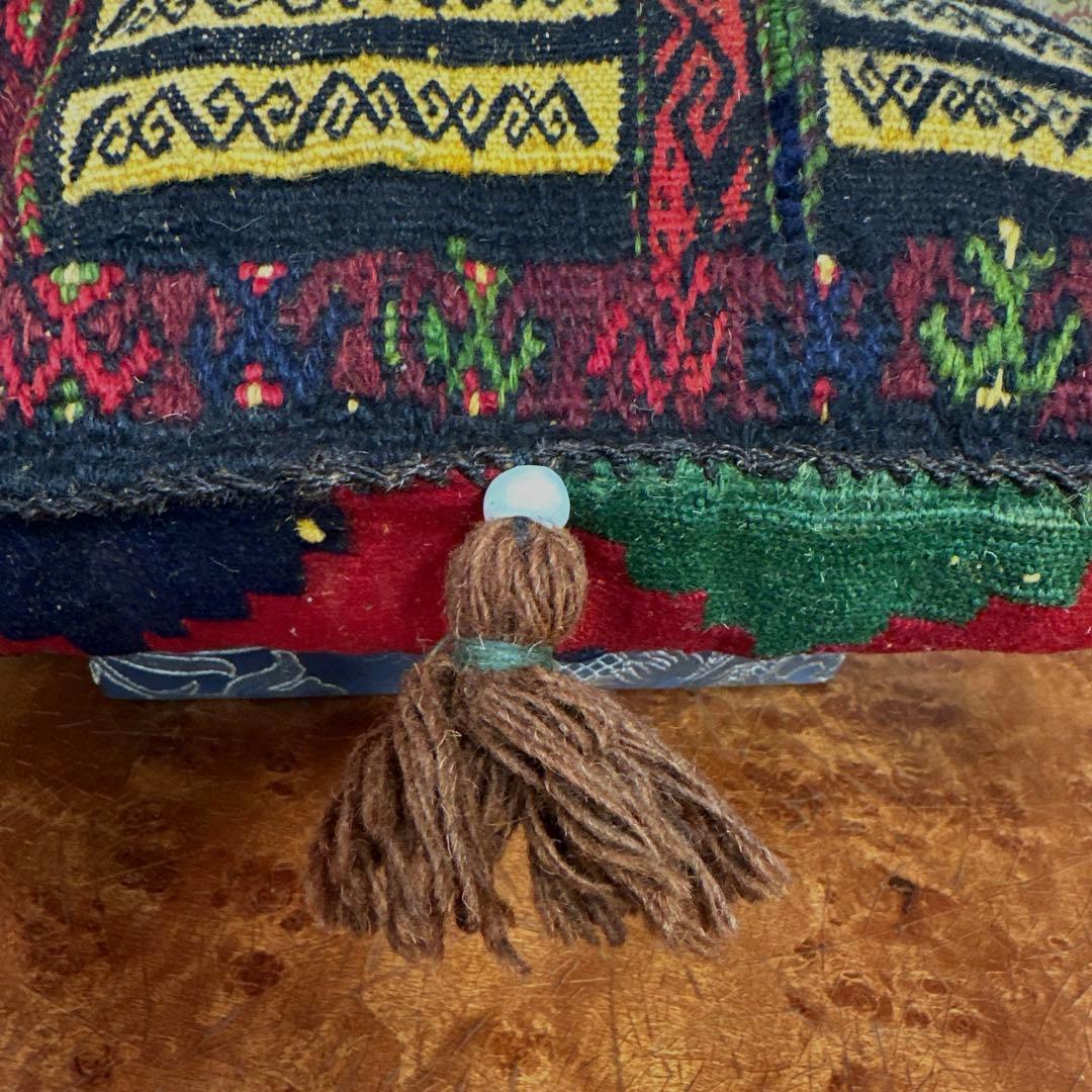 オールドキリムのとても古い ホリジンバッグ　ヴィンテージ トライブルラグ