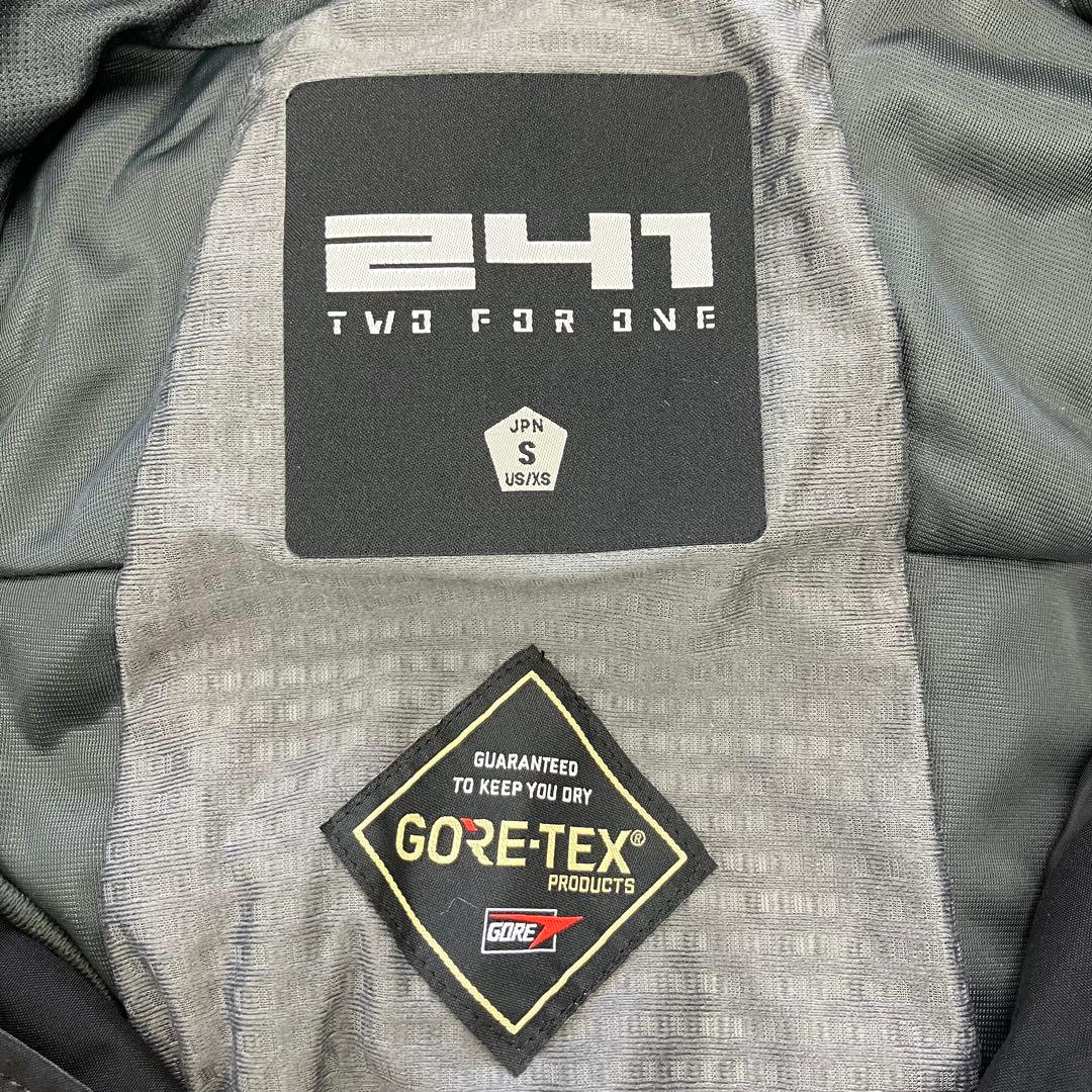 241 トレイルブレザー GORE-TEX スノボジャケット ゴールドウィン