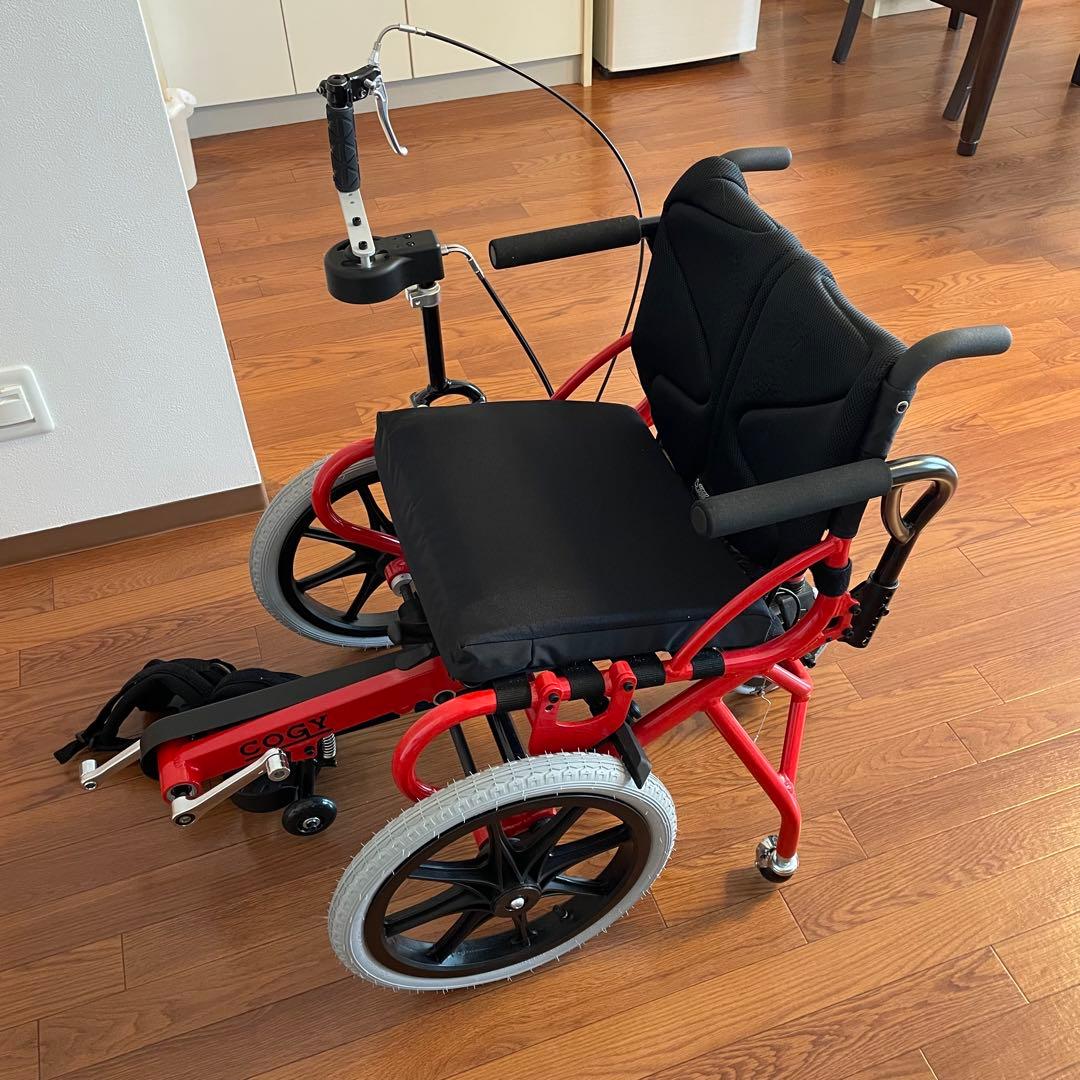 【@135.】足こぎ車いす　COGY(コギー)Mサイズ