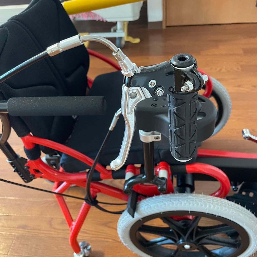 【@135.】足こぎ車いす　COGY(コギー)Mサイズ