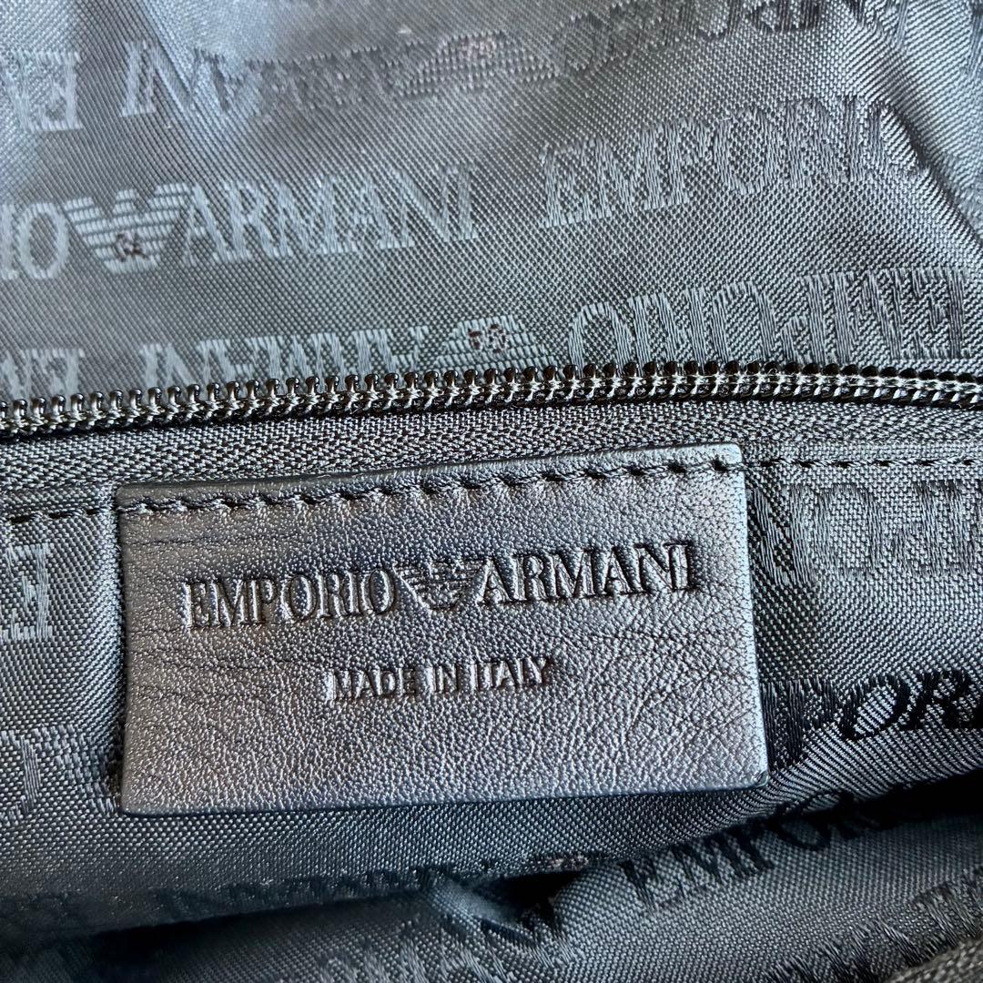 【美品】ジョルジオアルマーニ　ブラック　レザー　メッセンジャーバッグ　ショルダー