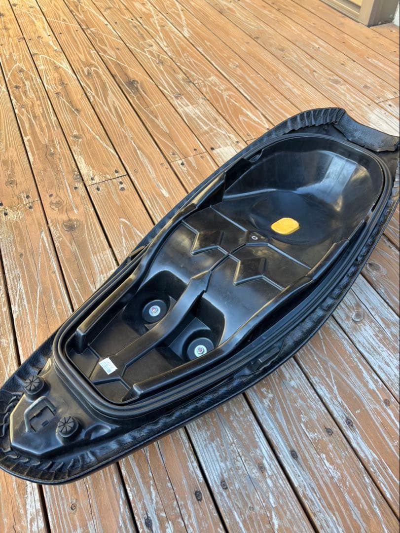 pcx125 純正シート　jf28