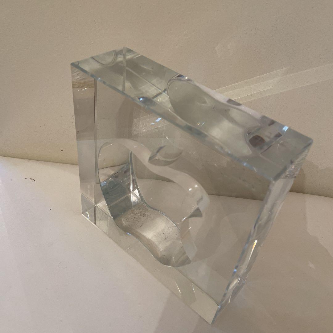 appleの置き物　ガラス製（73）アップルコンピュータ