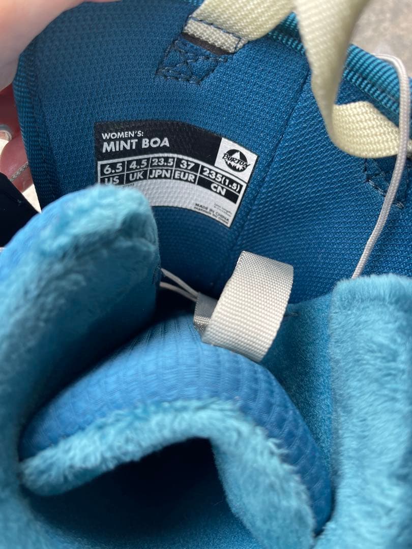 Burton 女性用スノーボードブーツ 収納ケース付き(メーカー別)